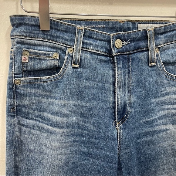 AG The Farrah Skinny Ankle High-Rise Jeans Blown Out Knee Raw Hem Size 28R - Picture 3 of 10